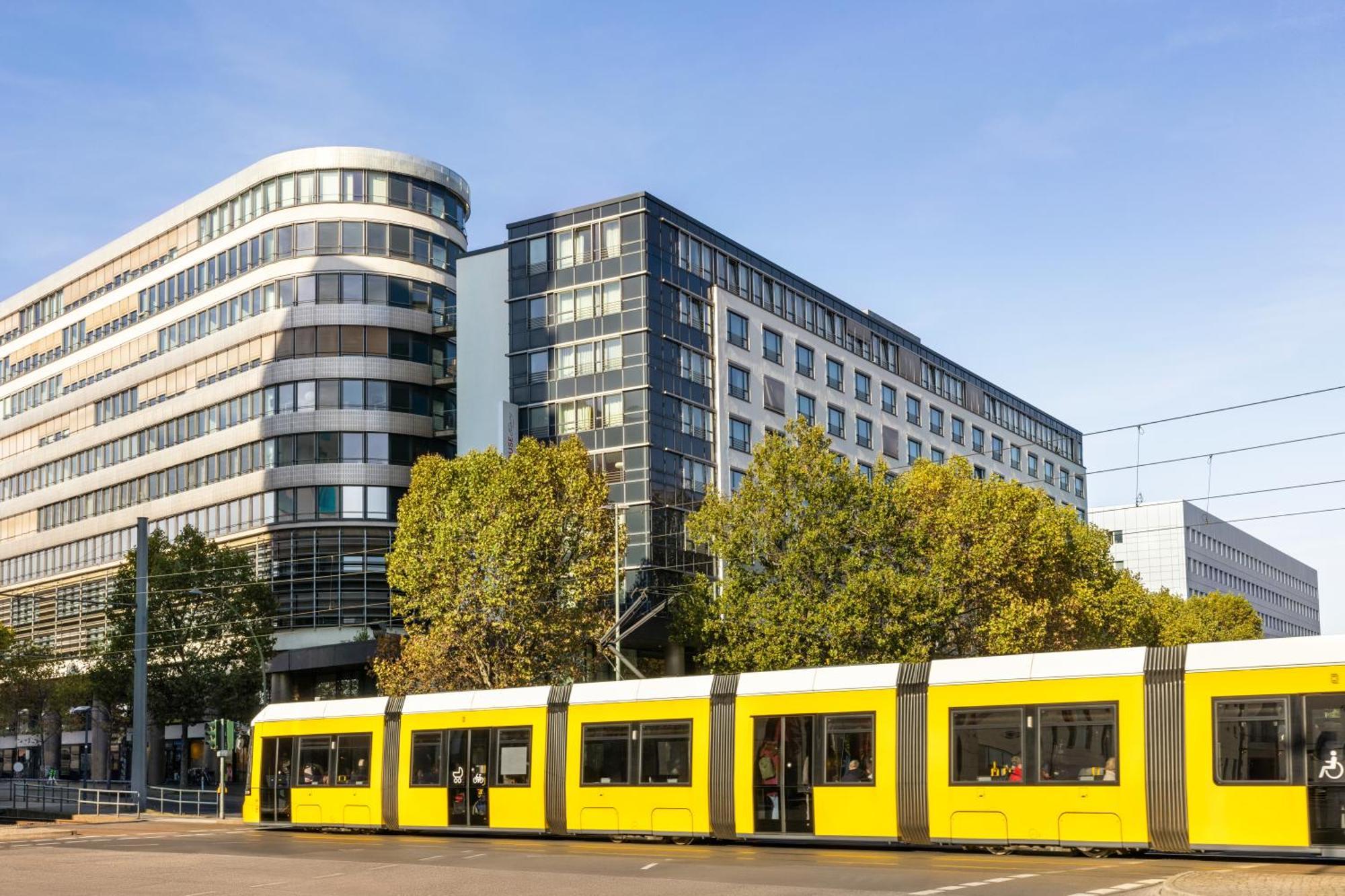 Vienna House Easy By Wyndham Berlin Prenzlauer Berg Hotel Exterior photo